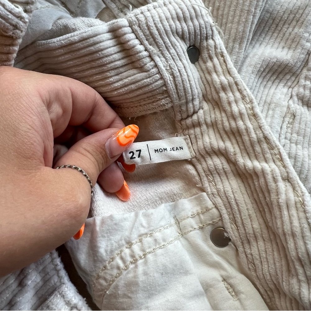 PacSun Corduroy Cream Mom Jeans - Picture 5 of 7